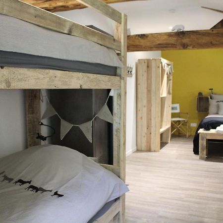 Chambres D'Hotes Logis Charrier Le Petit Bignon Les Epesses Exterior photo