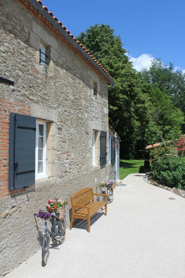Chambres D'Hotes Logis Charrier Le Petit Bignon Les Epesses Exterior photo
