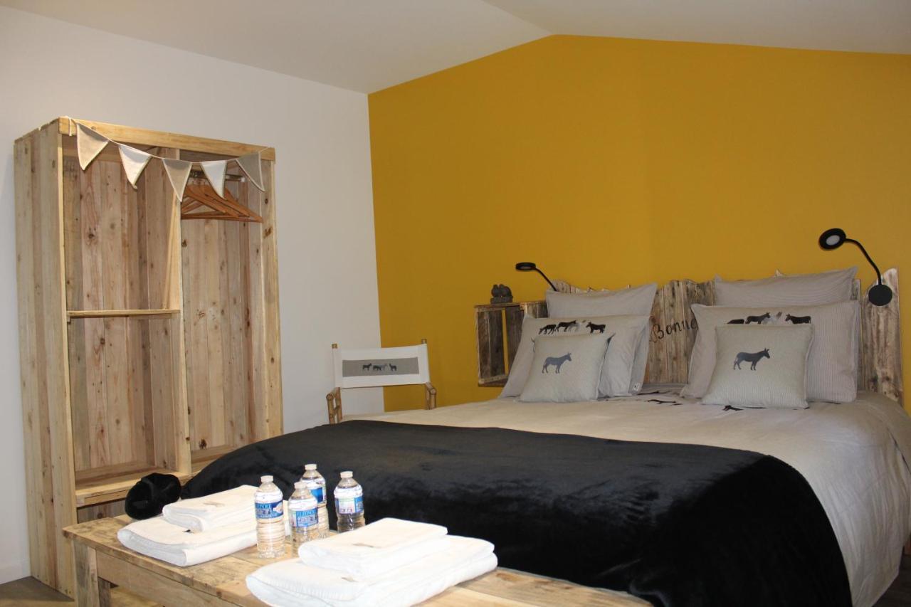 Chambres D'Hotes Logis Charrier Le Petit Bignon Les Epesses Exterior photo