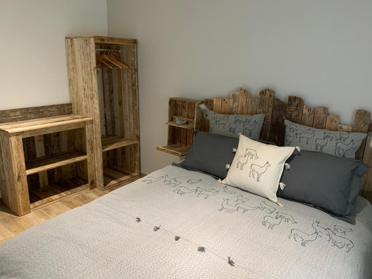 Chambres D'Hotes Logis Charrier Le Petit Bignon Les Epesses Exterior photo