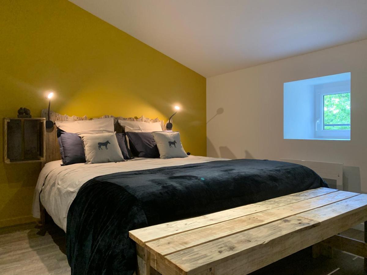 Chambres D'Hotes Logis Charrier Le Petit Bignon Les Epesses Exterior photo